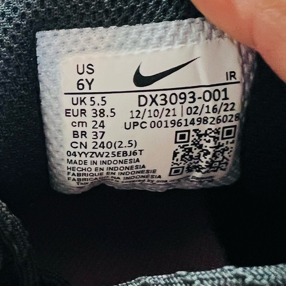 Nike Air Max Plus Black Purple Pink DX3093-001 Running Shoes - Picture 10 of 10